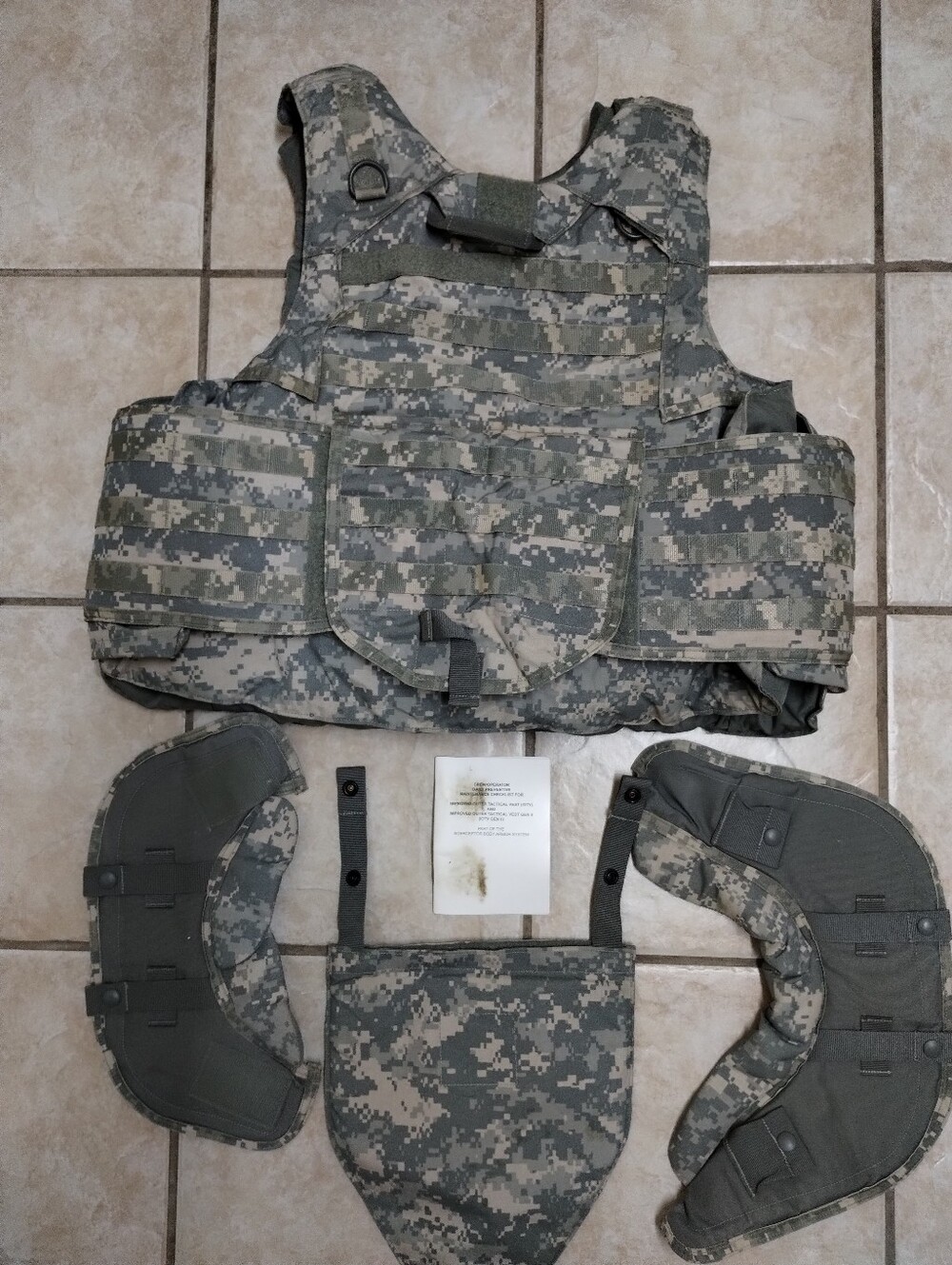 USGI IOTV Sz Large Long With Accessories Army UCP Camo Armor IIIA